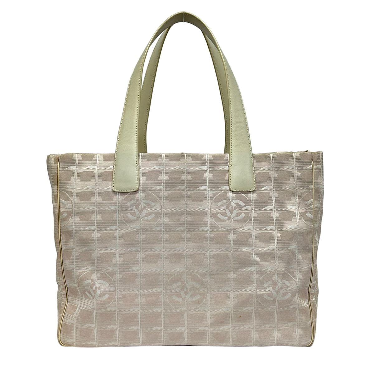 Chanel Tote New Travel Line MM Light Pink Ivory Leather — view 3