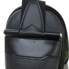 Louis Vuitton Taiga Messenger — view 6