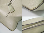 Louis Vuitton LV Taiga Leather Shoulder Bag Pochette Beige Sasha Second — view 7