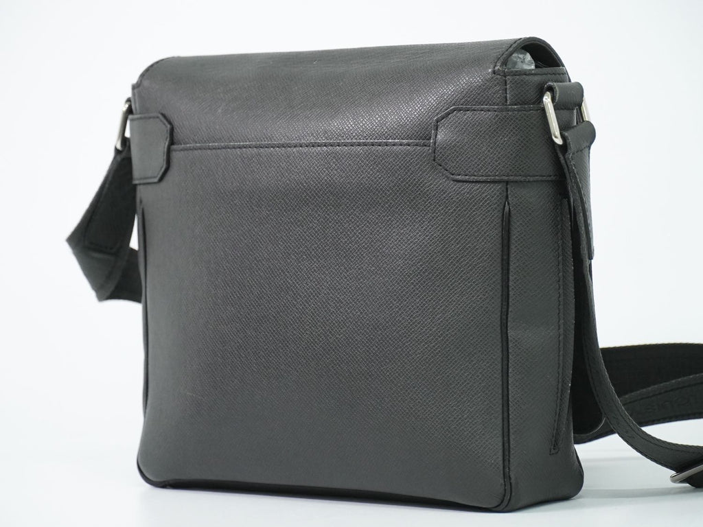 Louis Vuitton LV PM Taiga Leather Shoulder Bag Ardoise Black Second — view 2
