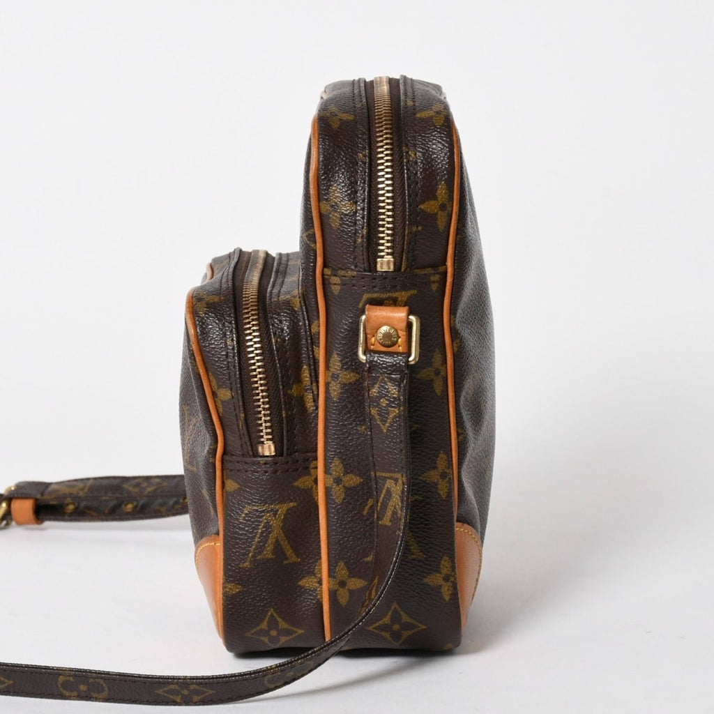 Louis Vuitton Amazon Shoulder Bag Monogram Leather Brown — view 4