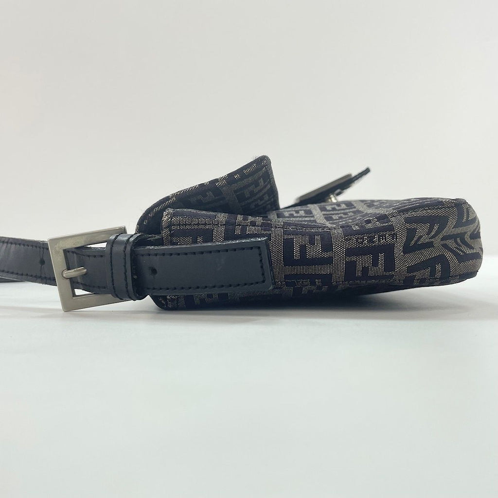 Fendi Shoulder Bag Mamma Bucket Zucchino — view 6