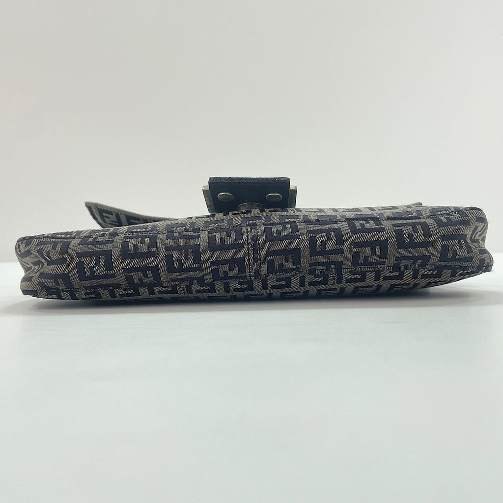 Fendi Shoulder Bag Mamma Bucket Zucchino — view 7