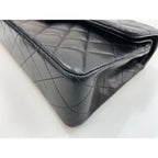 Chanel Shoulder Bag Quilted 23 — view 8