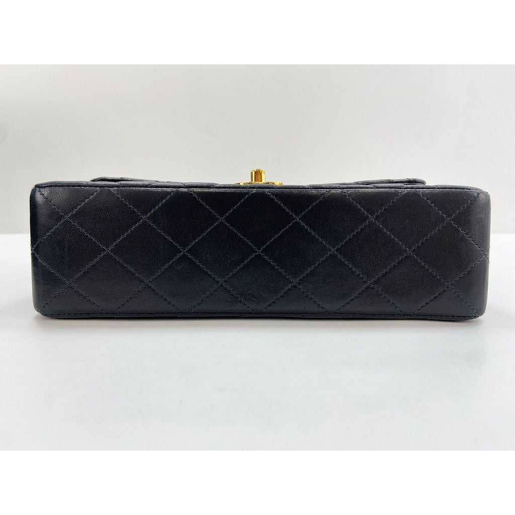 Chanel Shoulder Bag Quilted 23 — view 6