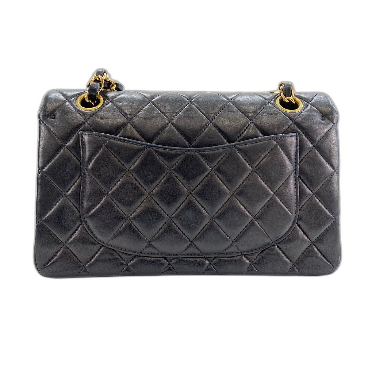 Chanel Shoulder Bag Quilted 23 — view 2
