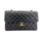 Chanel Shoulder Bag Quilted 23