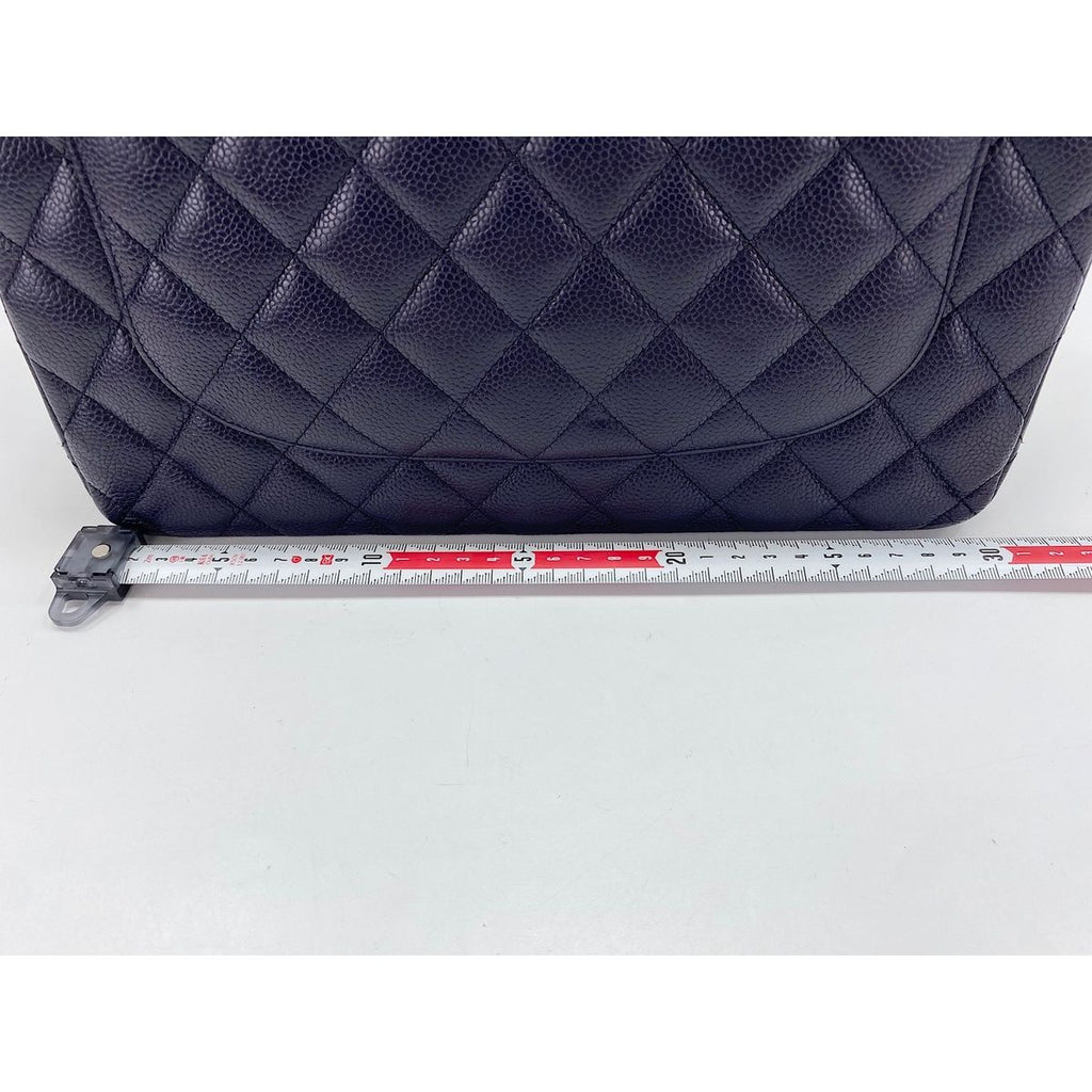 Chanel Shoulder Bag Quilted 30 — view 4