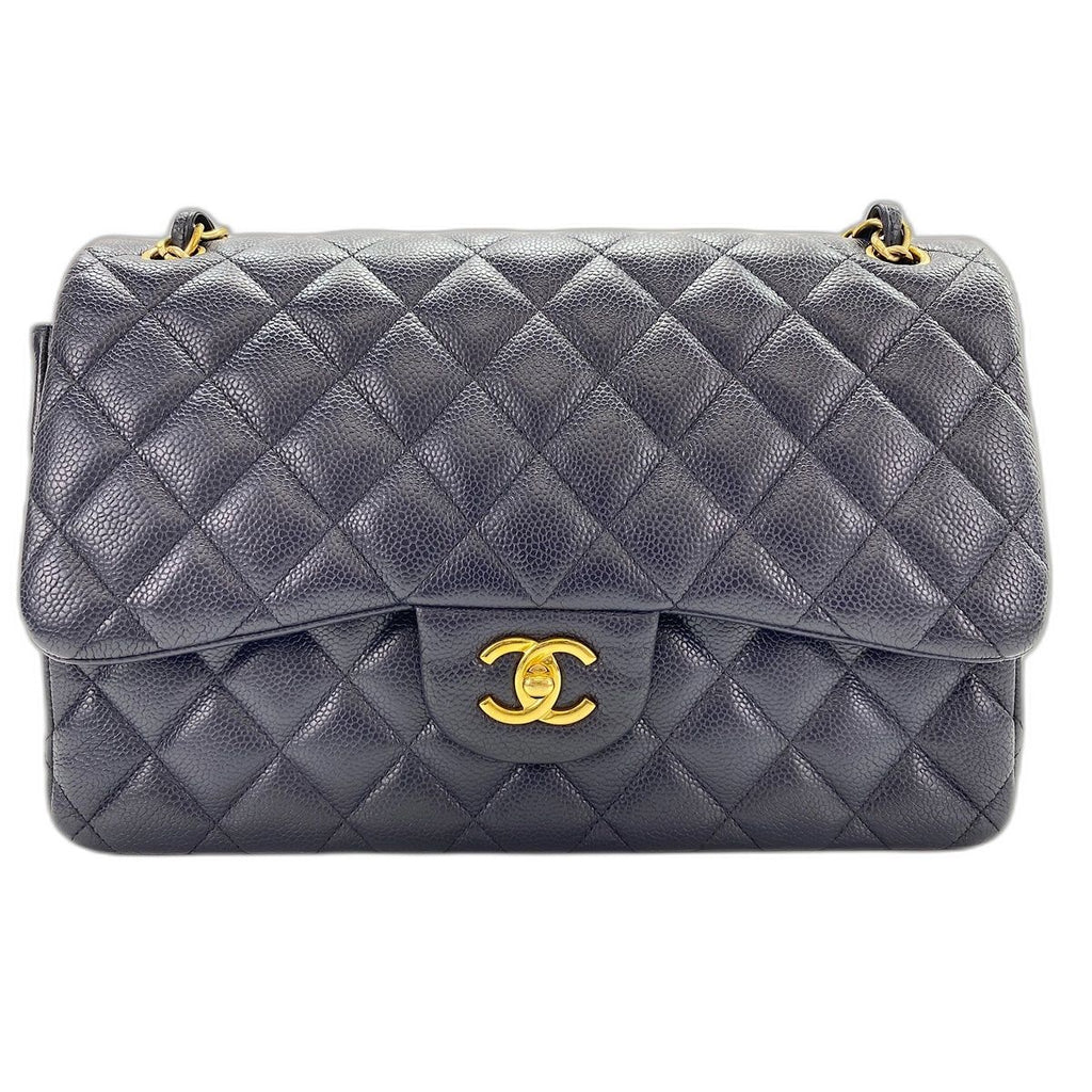 Chanel Shoulder Bag Quilted 30 — view 2