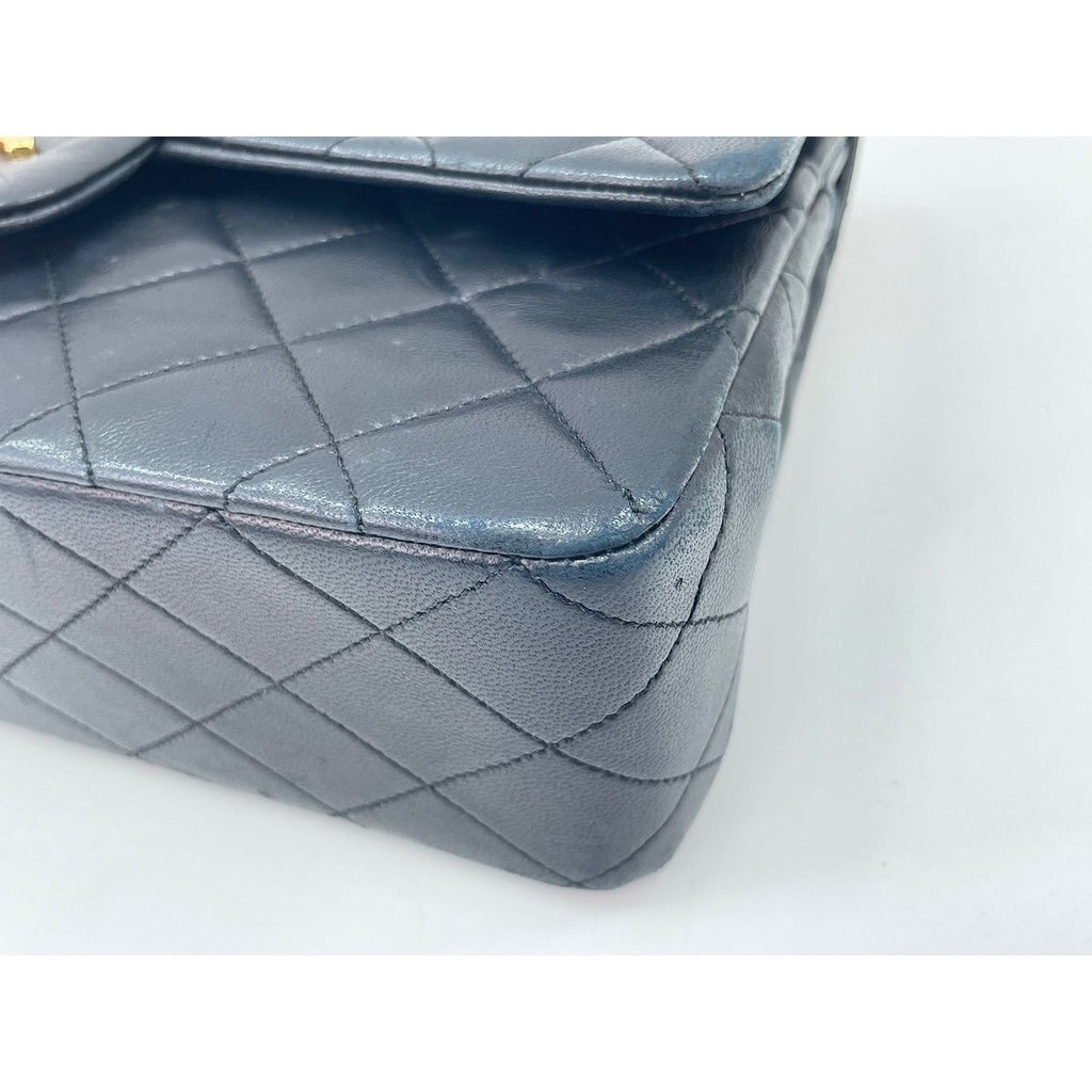 Chanel Shoulder Bag Quilted — view 7