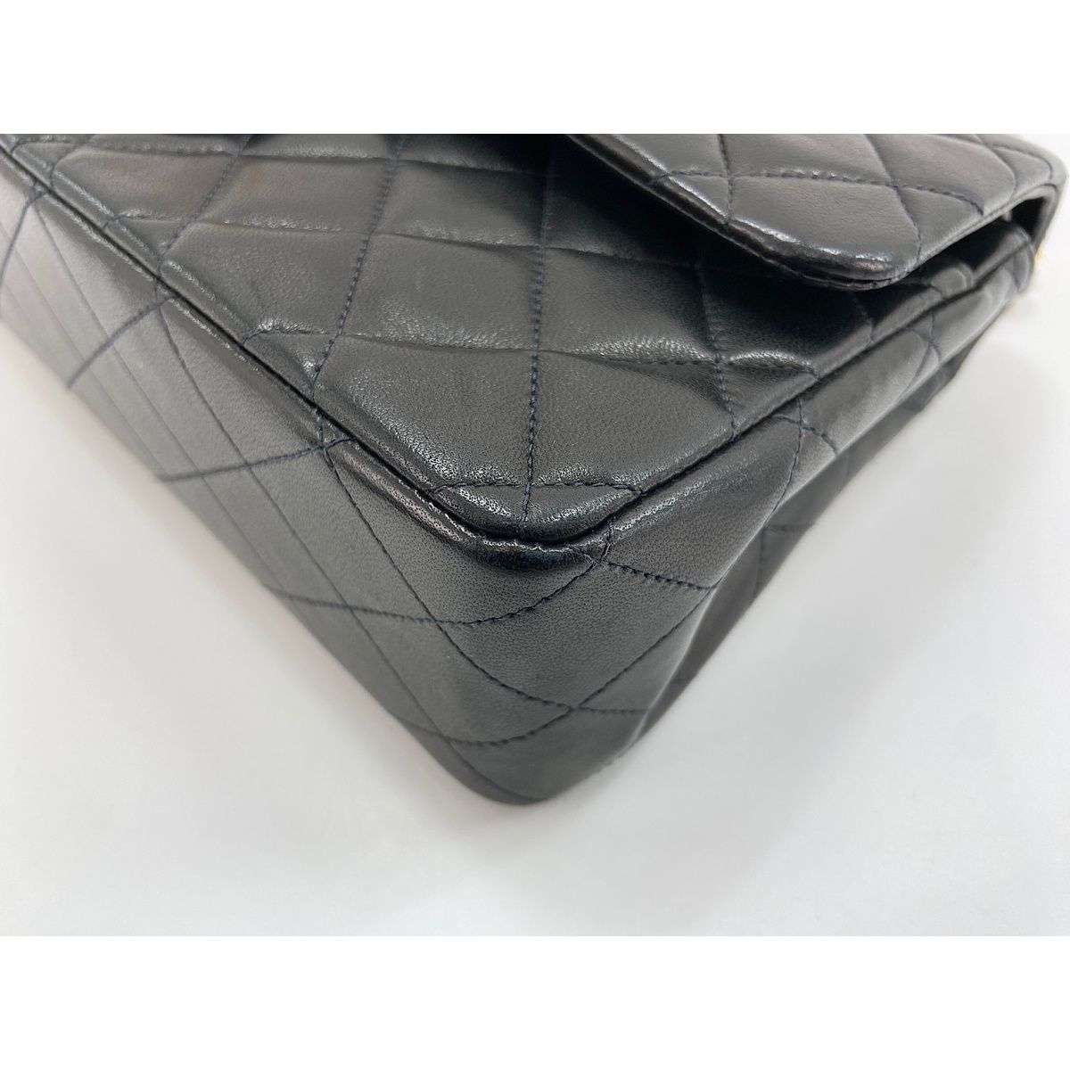 Chanel Shoulder Bag Quilted 25 — view 6