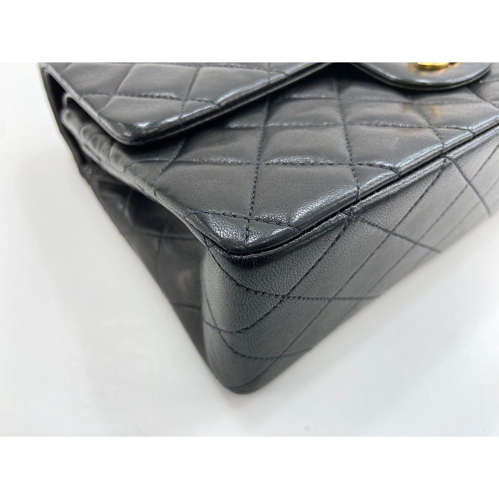 Chanel Shoulder Bag Quilted 25 — view 8