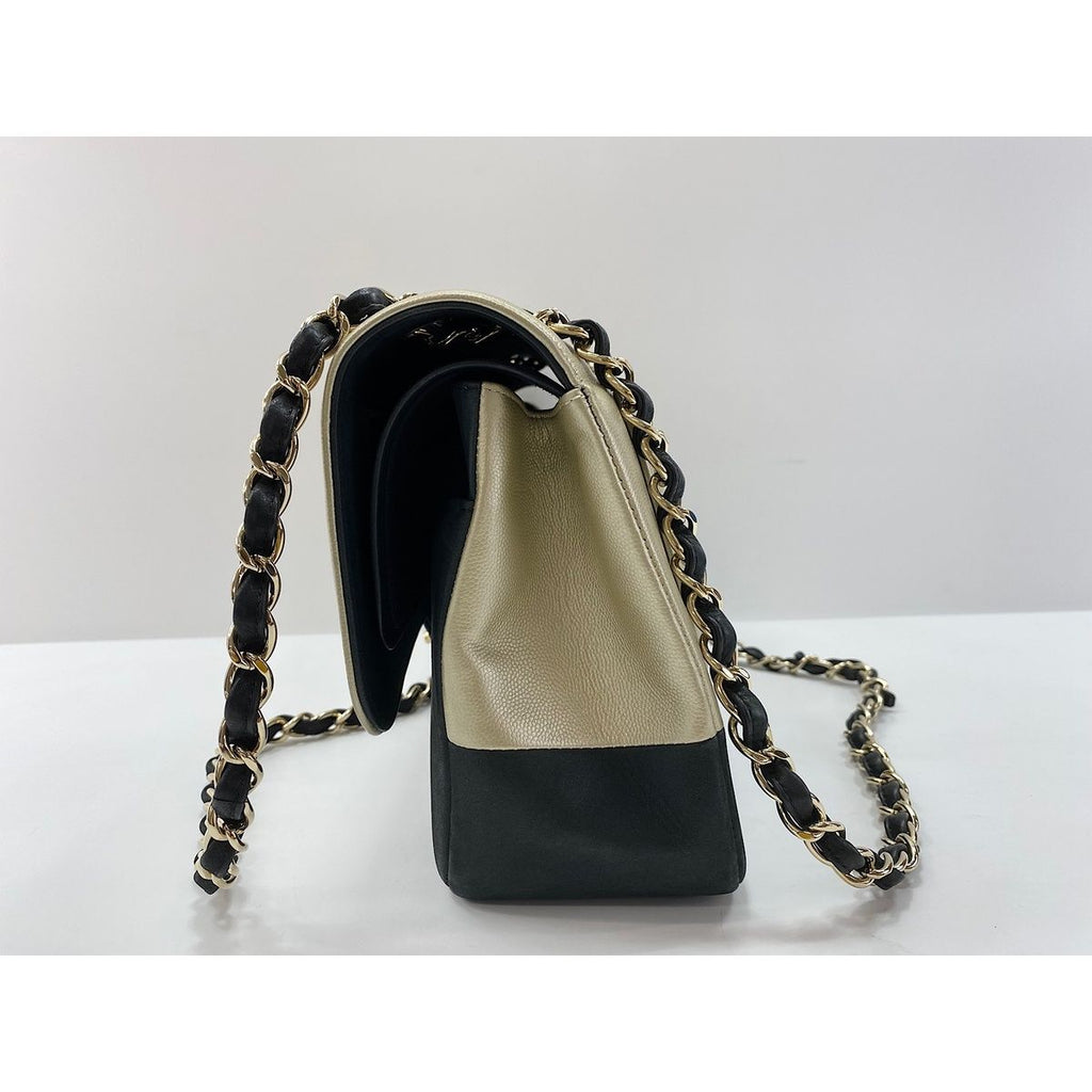 Chanel Shoulder Bag 30 — view 5