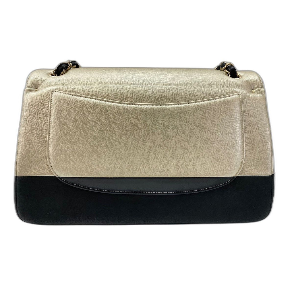 Chanel Shoulder Bag 30 — view 3