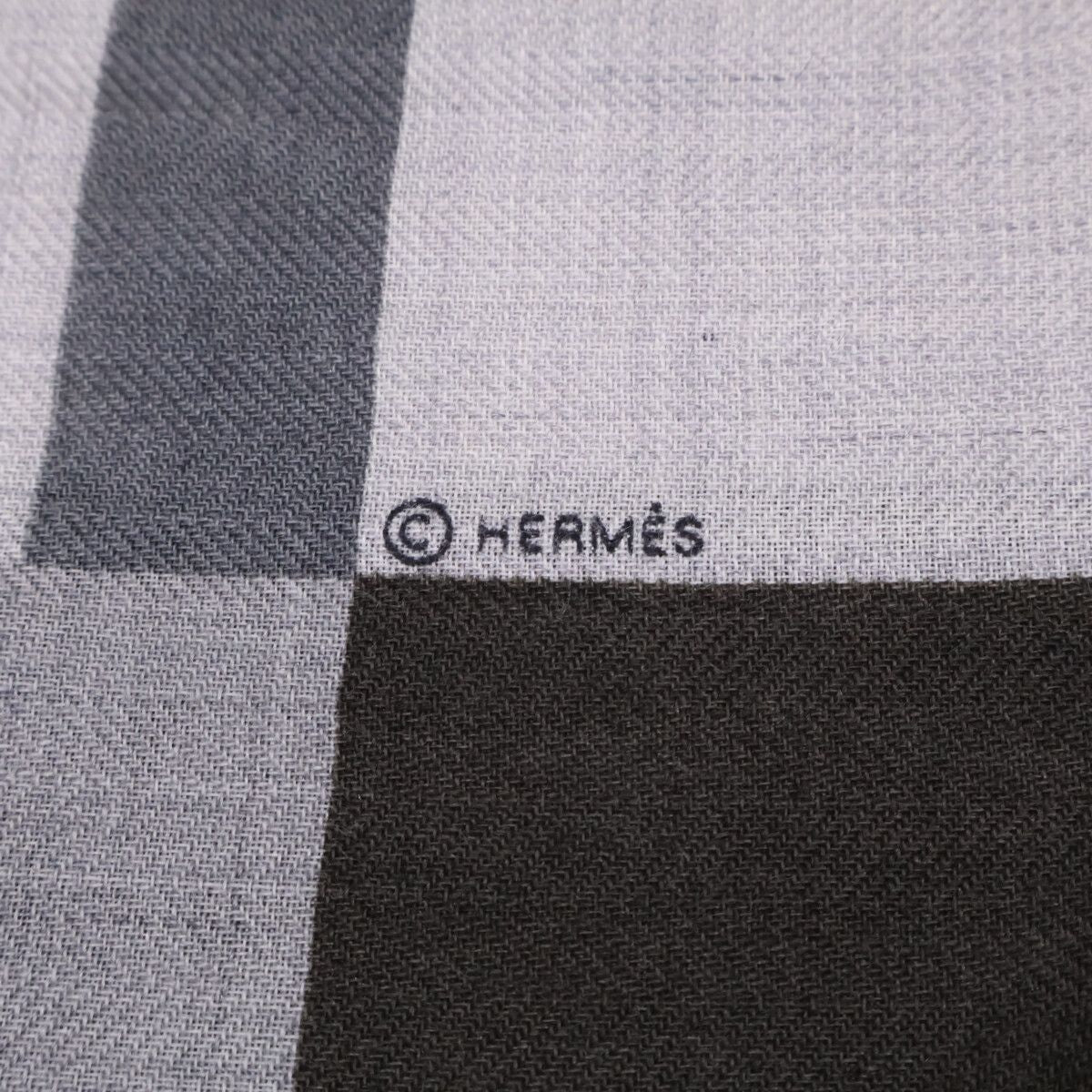 Hermes Jeudadresse Cashmere Silk Carre Scarf — view 7