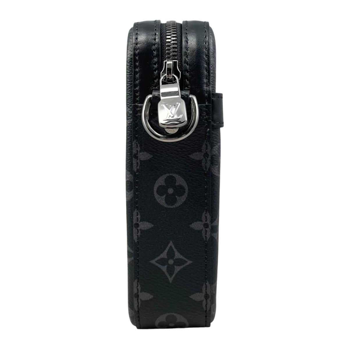 Louis Vuitton Shoulder Bag Trio Messenger Monogram Eclipse Reverse Black Gray — view 5