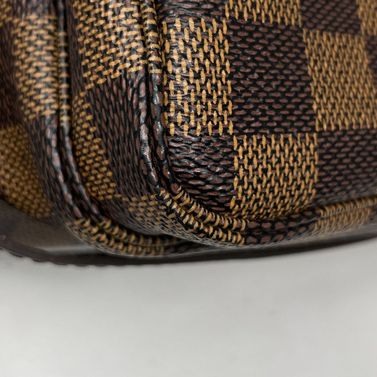 Louis Vuitton Naviglio Shoulder Bag Damier Brown — view 3