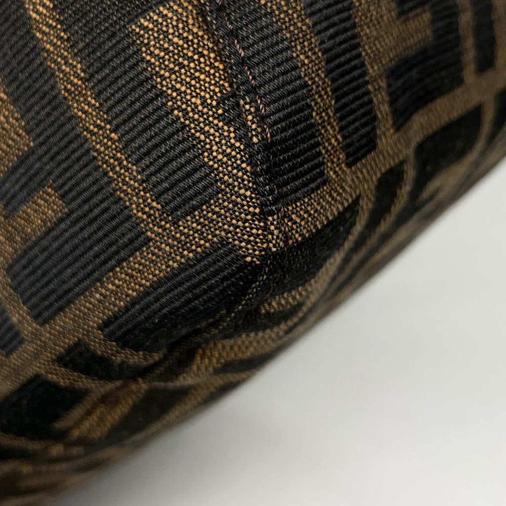 Fendi Shoulder Bag Zucca Pattern Canvas Brown — view 3
