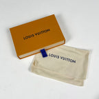 Louis Vuitton Bag Charm LV Cat Key Holder Monogram White Brown — view 7