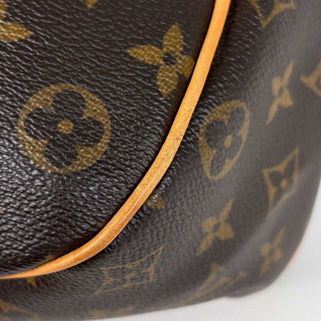 Louis Vuitton Galleria PM Shoulder Bag Monogram Brown — view 3