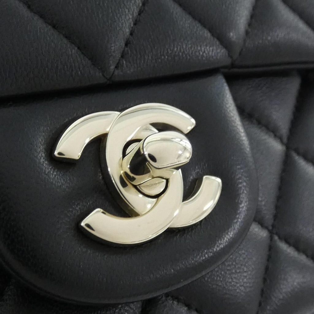 Chanel Shoulder Bag Black — view 4