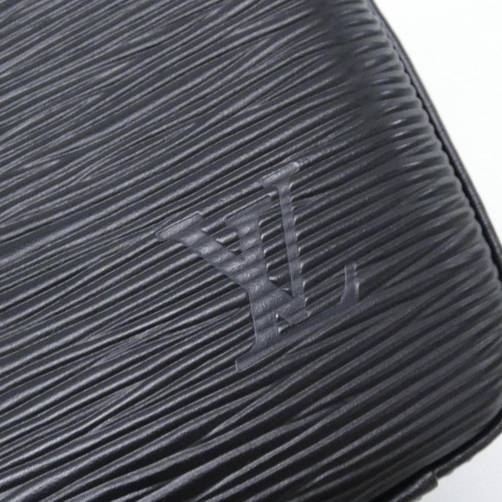 Louis Vuitton Epi Blanc — view 6