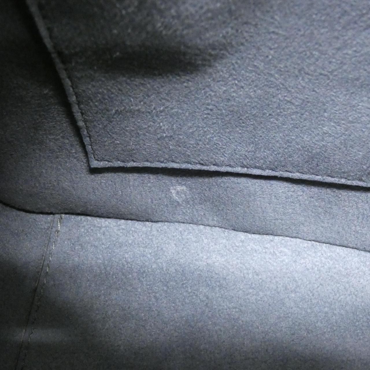 Louis Vuitton Epi Blanc — view 9