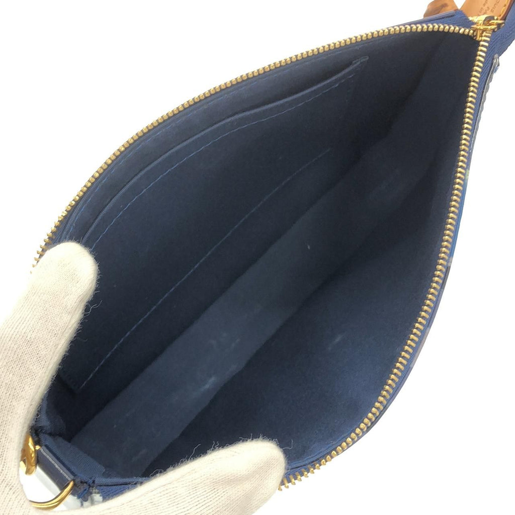 Louis Vuitton Monogram Vernis Flower Icat Pochette Soir Pouch — view 9