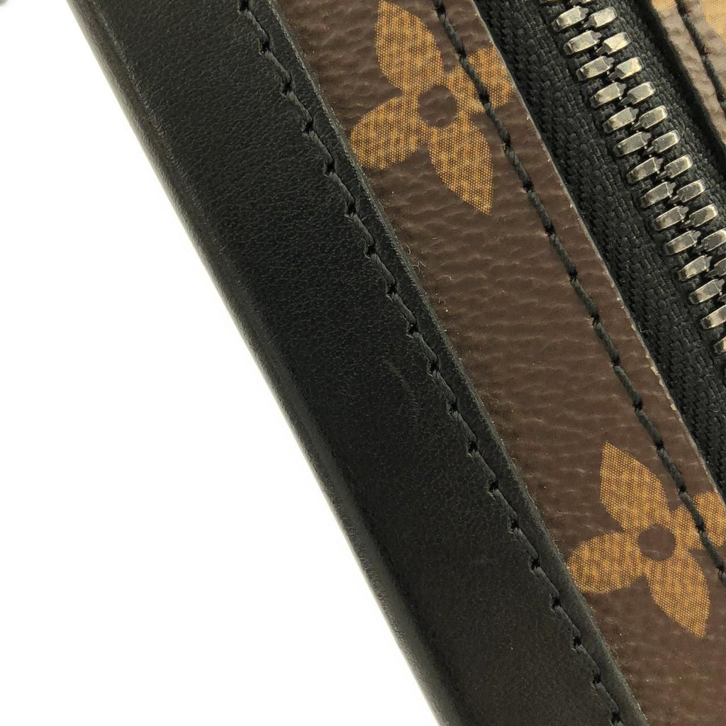 Louis Vuitton Monogram Tufting Vertical Soft Trunk — view 7