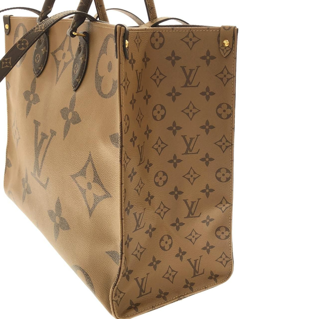 Louis Vuitton Monogram Giant On The Go GM — view 7