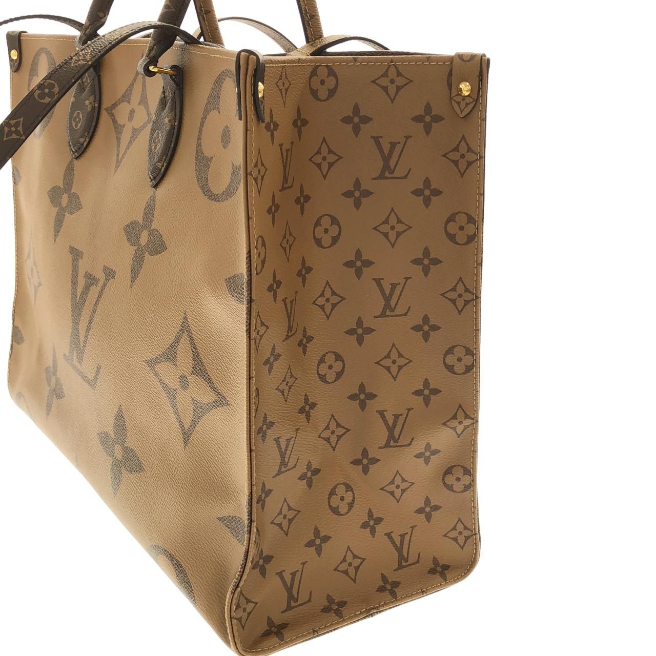 Louis Vuitton Monogram Giant On The Go GM — view 7