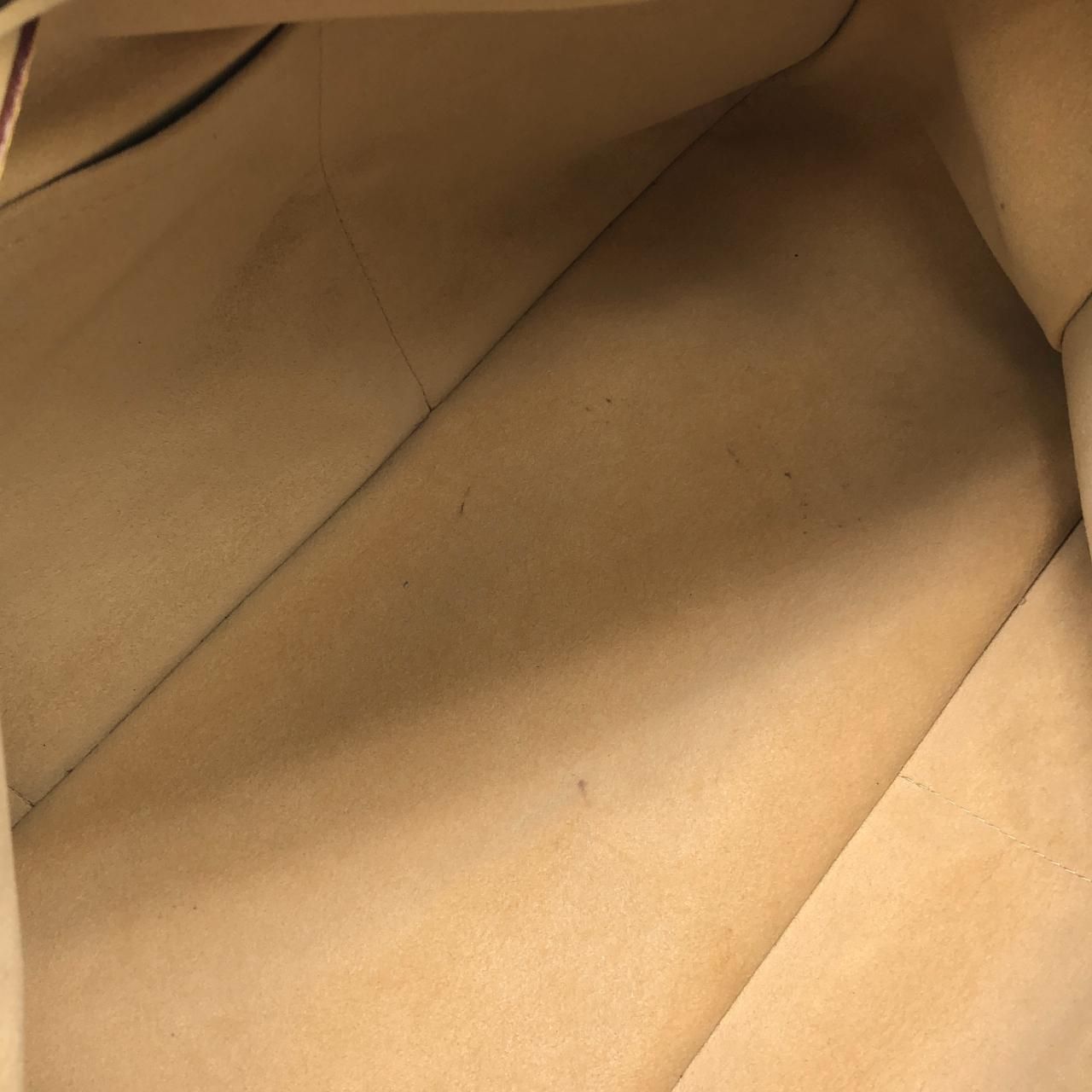Louis Vuitton Monogram Artsy MM Shoulder — view 9