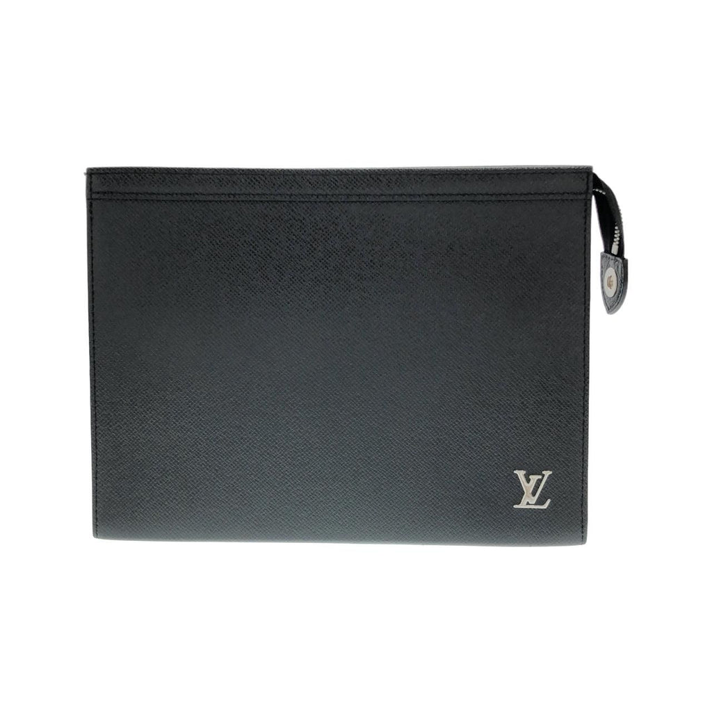 Louis Vuitton Taiga Pochette Voyage