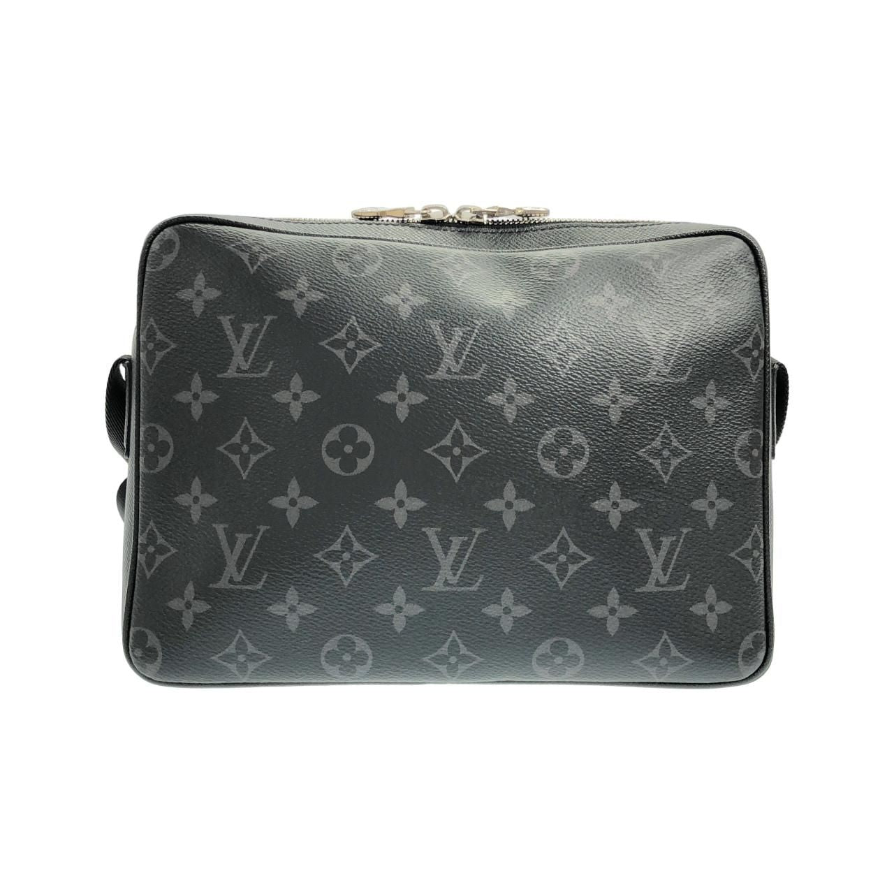 Louis Vuitton Taiga Rama Outdoor Messenger PM Shoulder — view 2