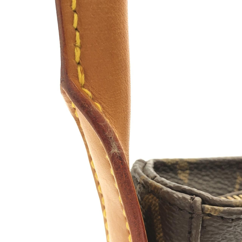 Louis Vuitton Monogram Looping MM Shoulder — view 4