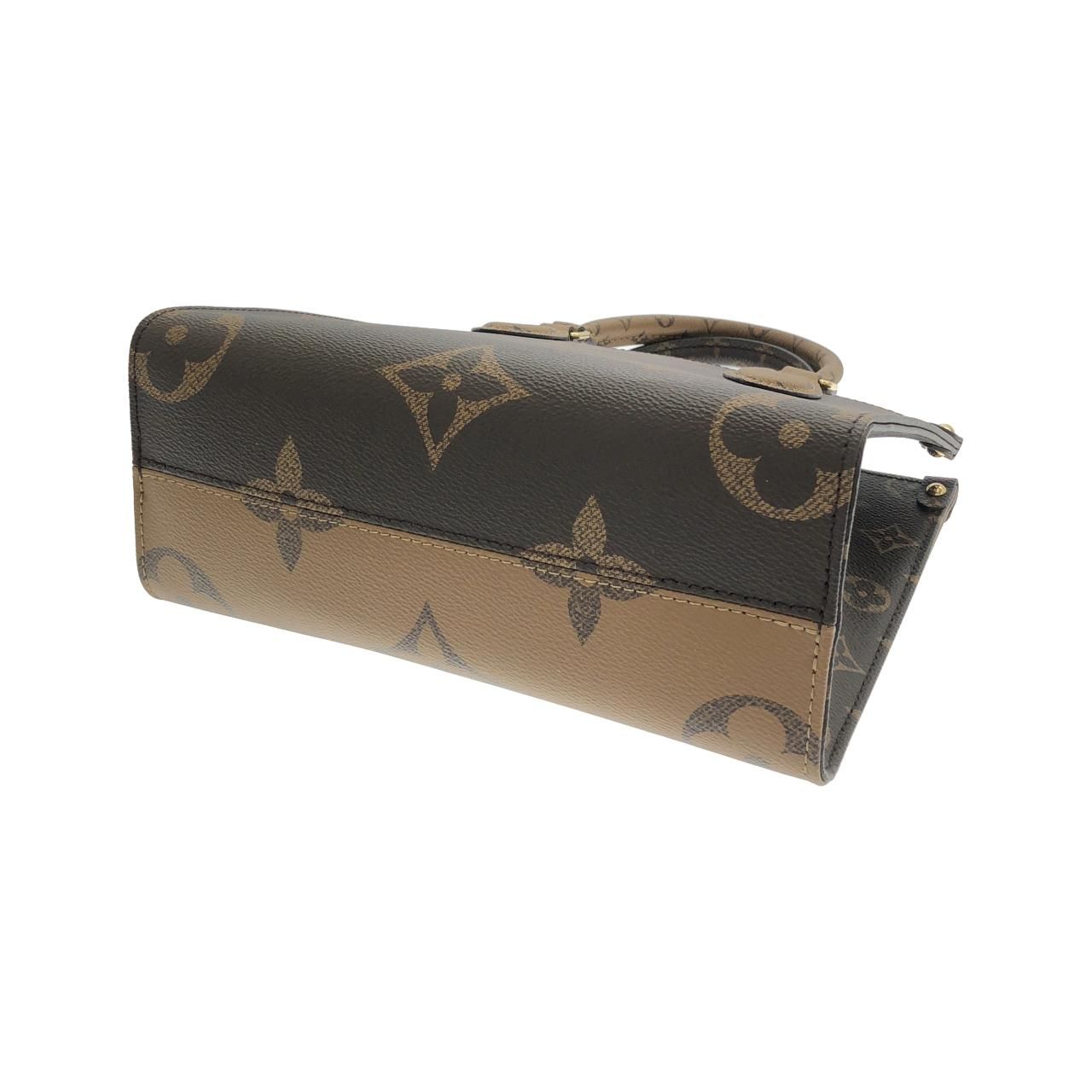 Louis Vuitton Monogram Giant On The Go PM — view 3