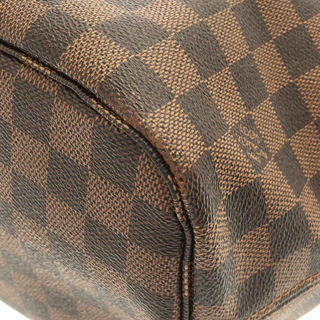 Louis Vuitton Damier Neverfull MM — view 2