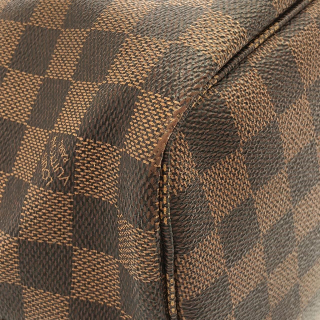 Louis Vuitton Damier Neverfull MM — view 3