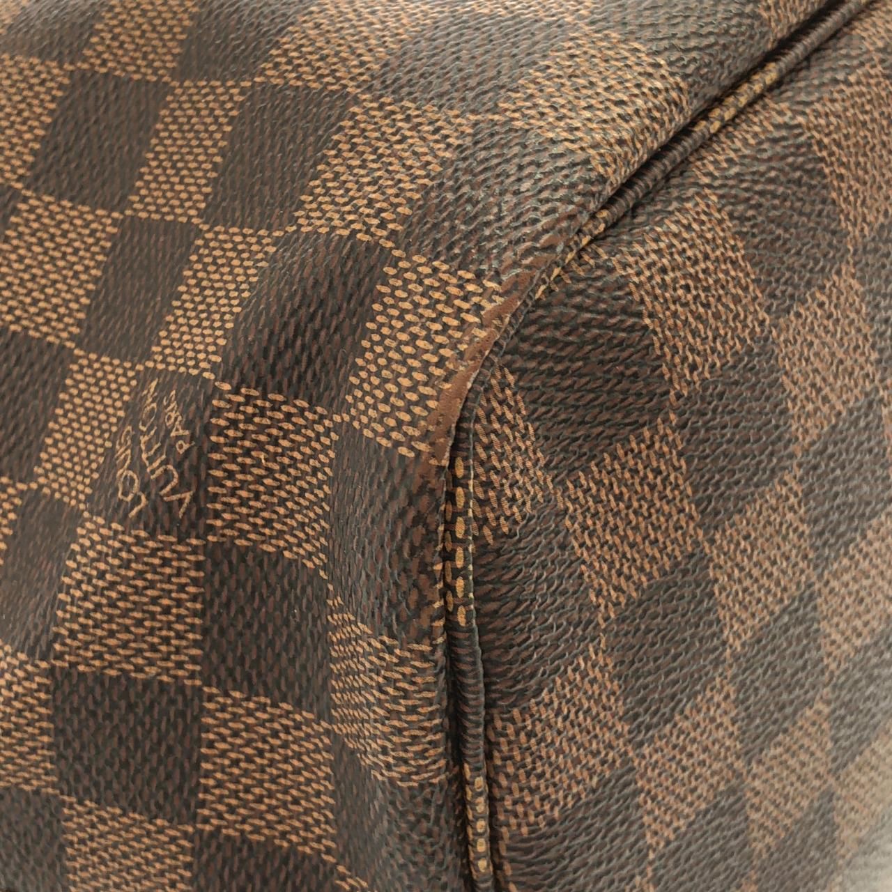 Louis Vuitton Damier Neverfull MM — view 3