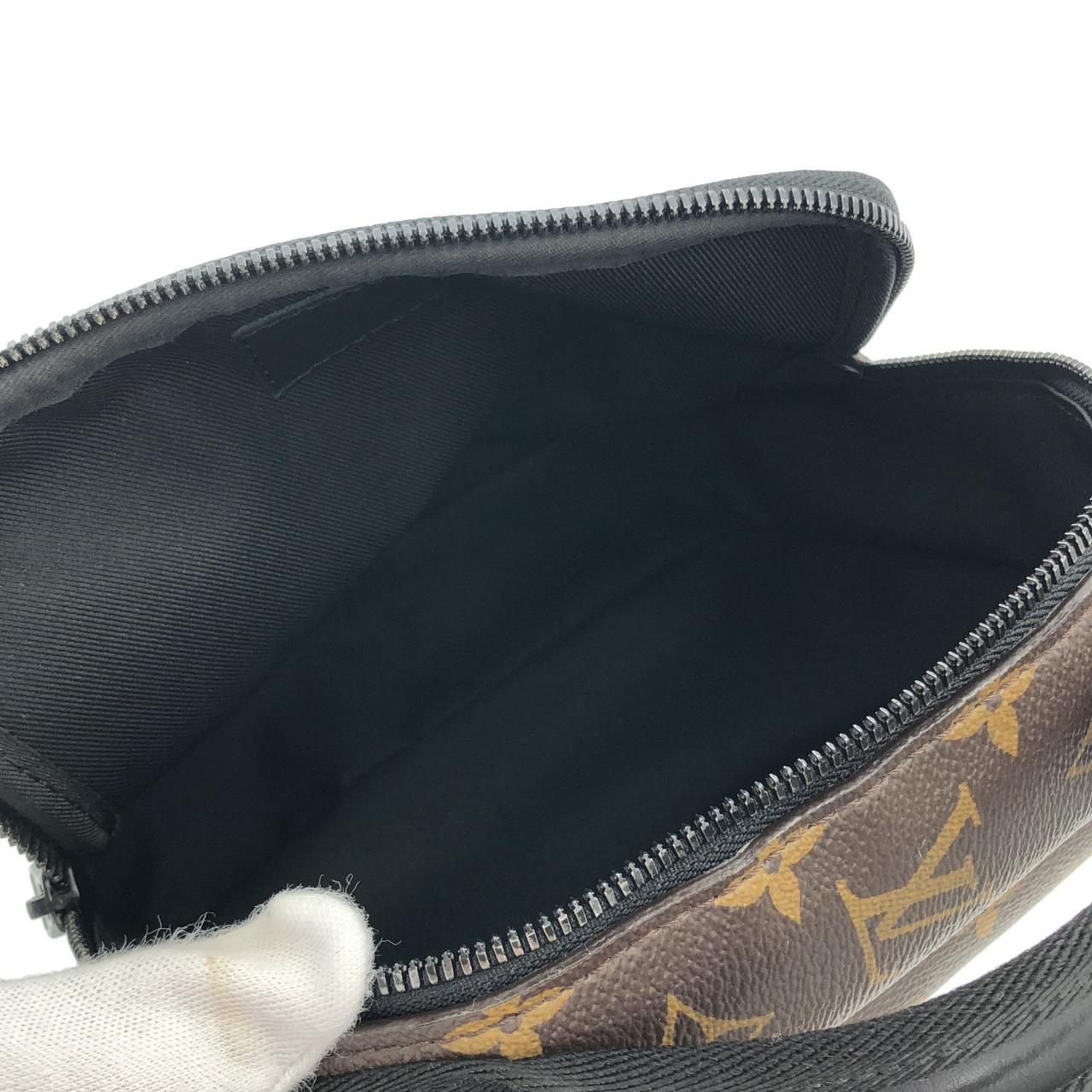 Louis Vuitton Monogram Macassar Quest Messenger Shoulder — view 8