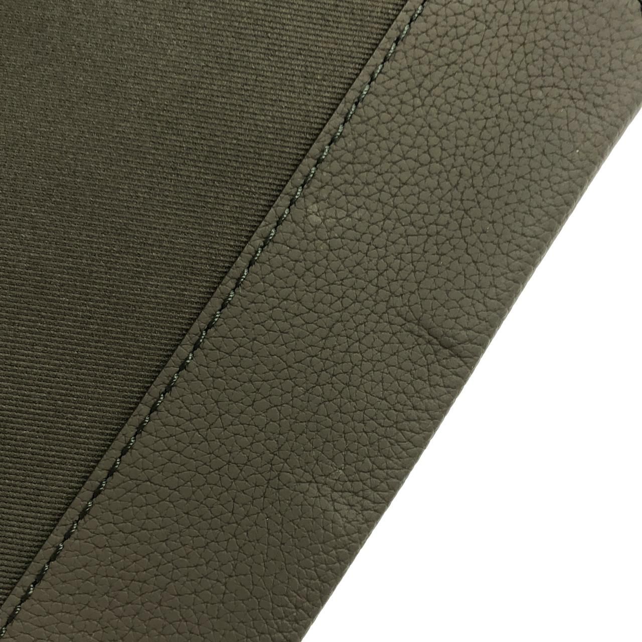 Louis Vuitton LV Aerogram Fast Line Wearable Wallet Shoulder — view 8