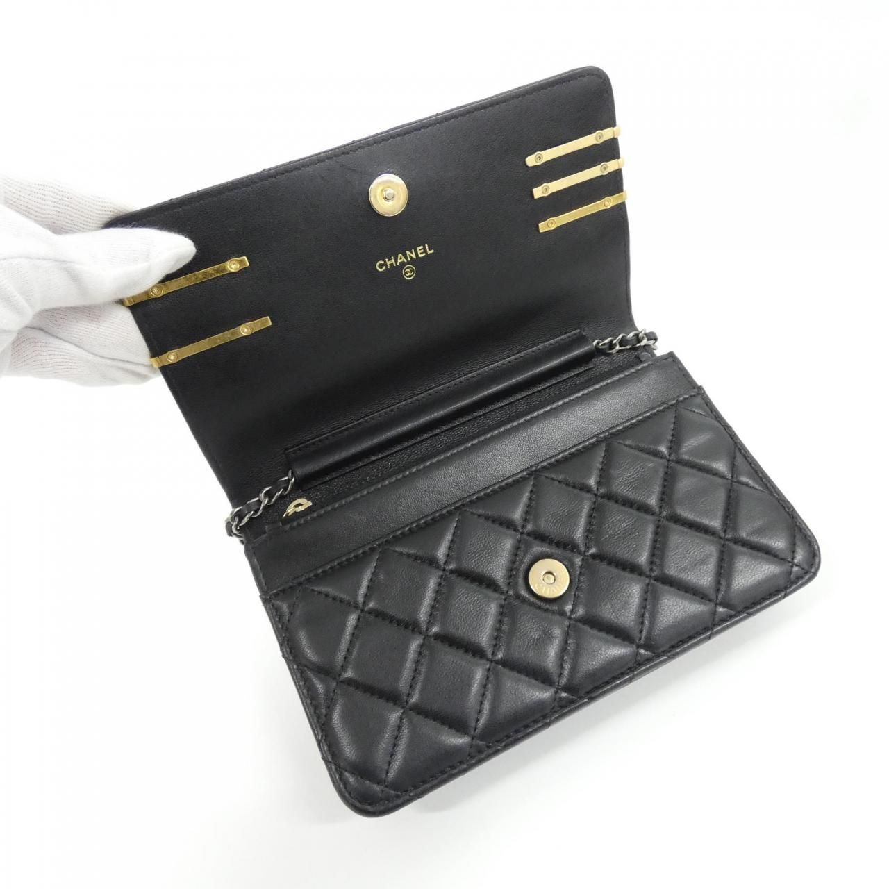 Chanel Chain Wallet Shoulder — view 9