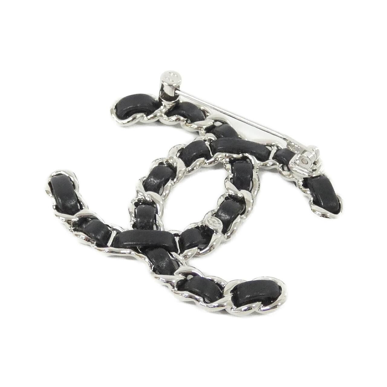 Chanel Brooch Silver — view 2