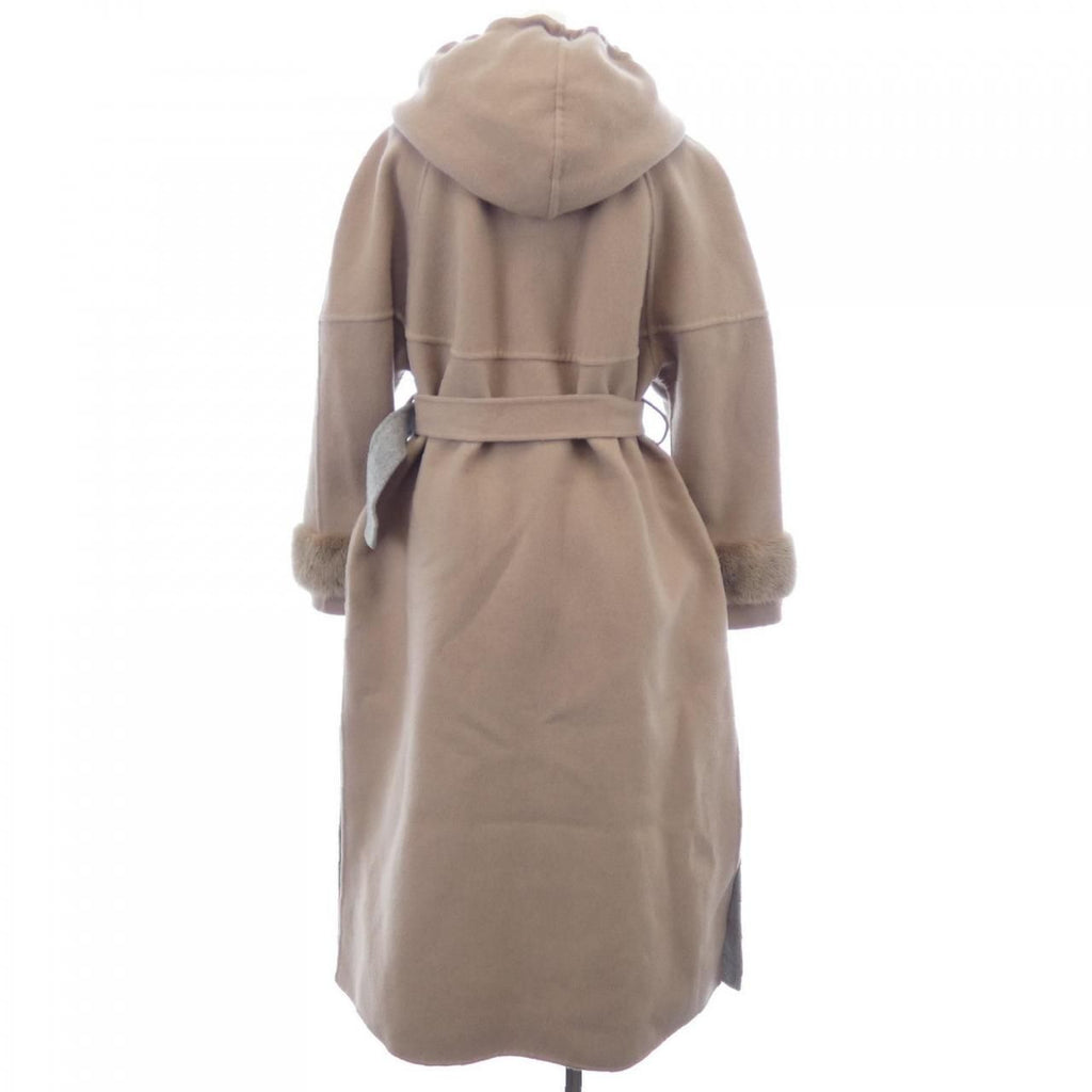 Fendi Coat Beige — view 2
