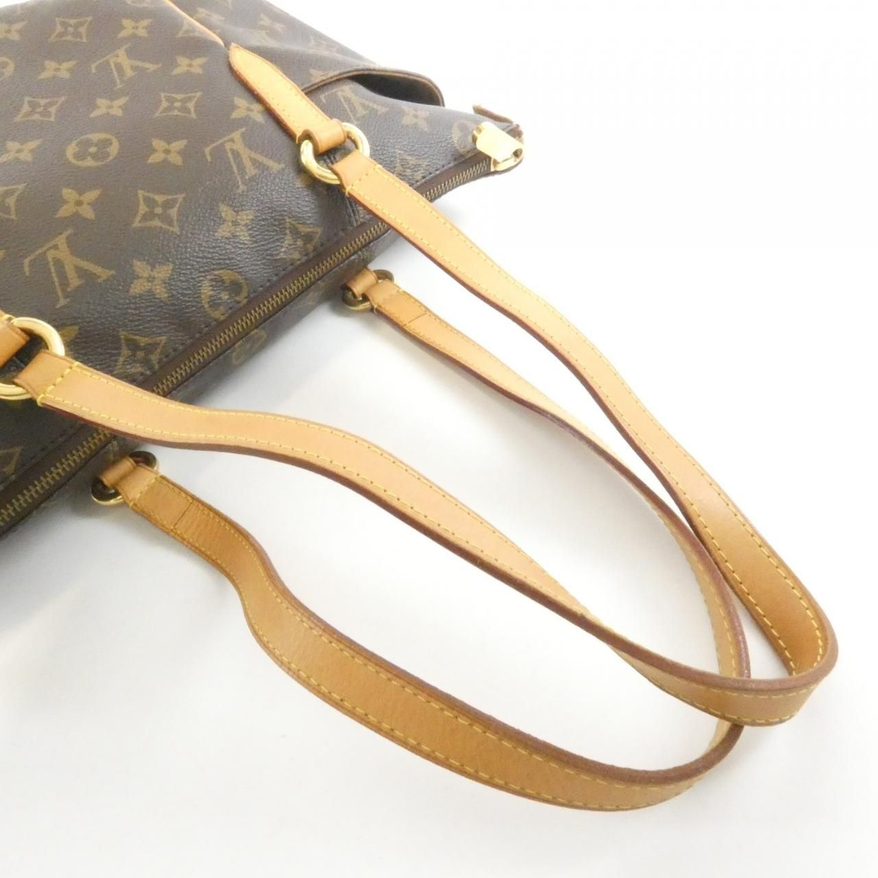 Louis Vuitton Monogram Totally PM — view 3