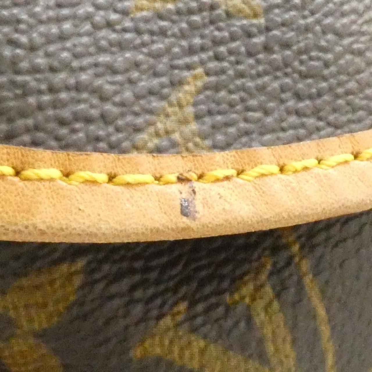 Louis Vuitton Monogram Saumur 30 — view 3