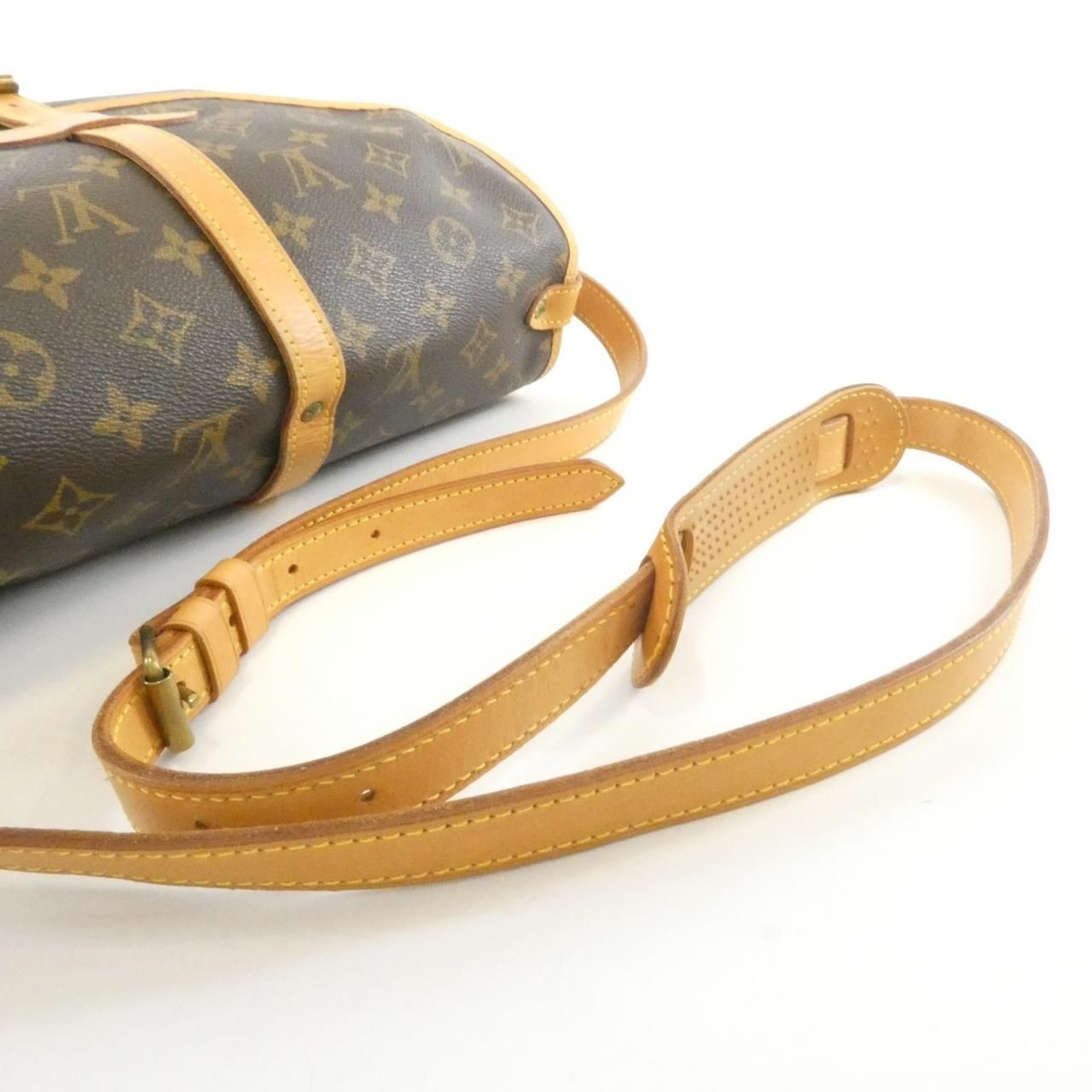 Louis Vuitton Monogram Saumur 30 — view 5