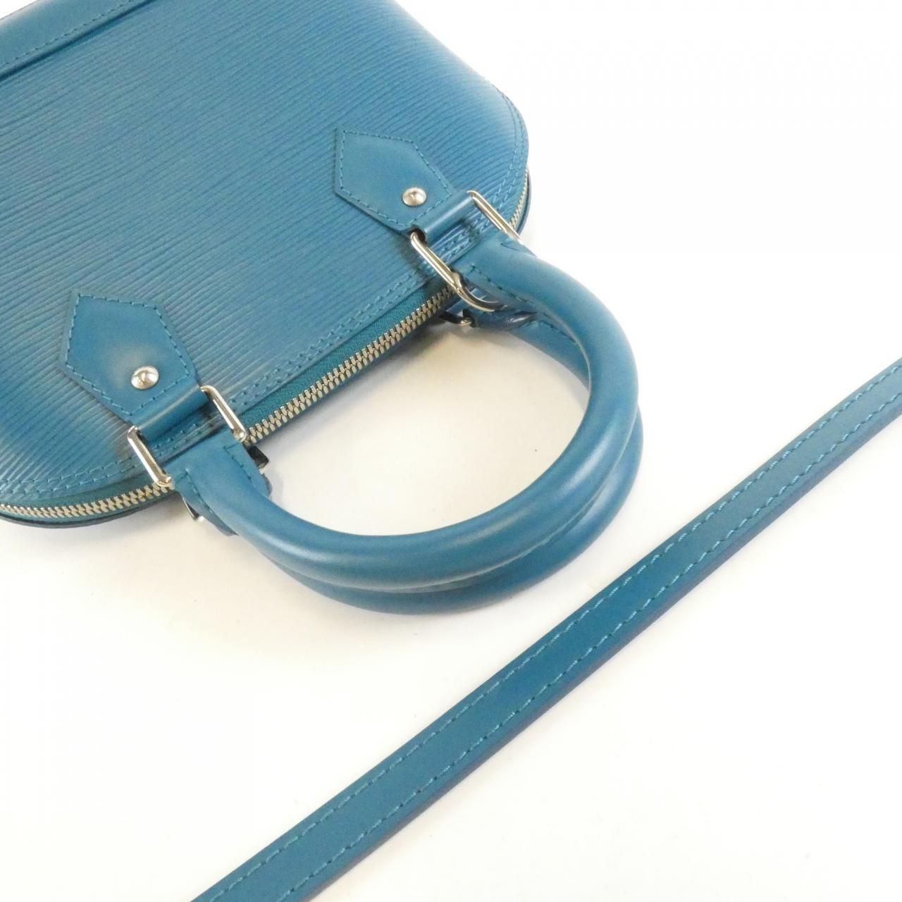 Louis Vuitton Epi Alma BB — view 4