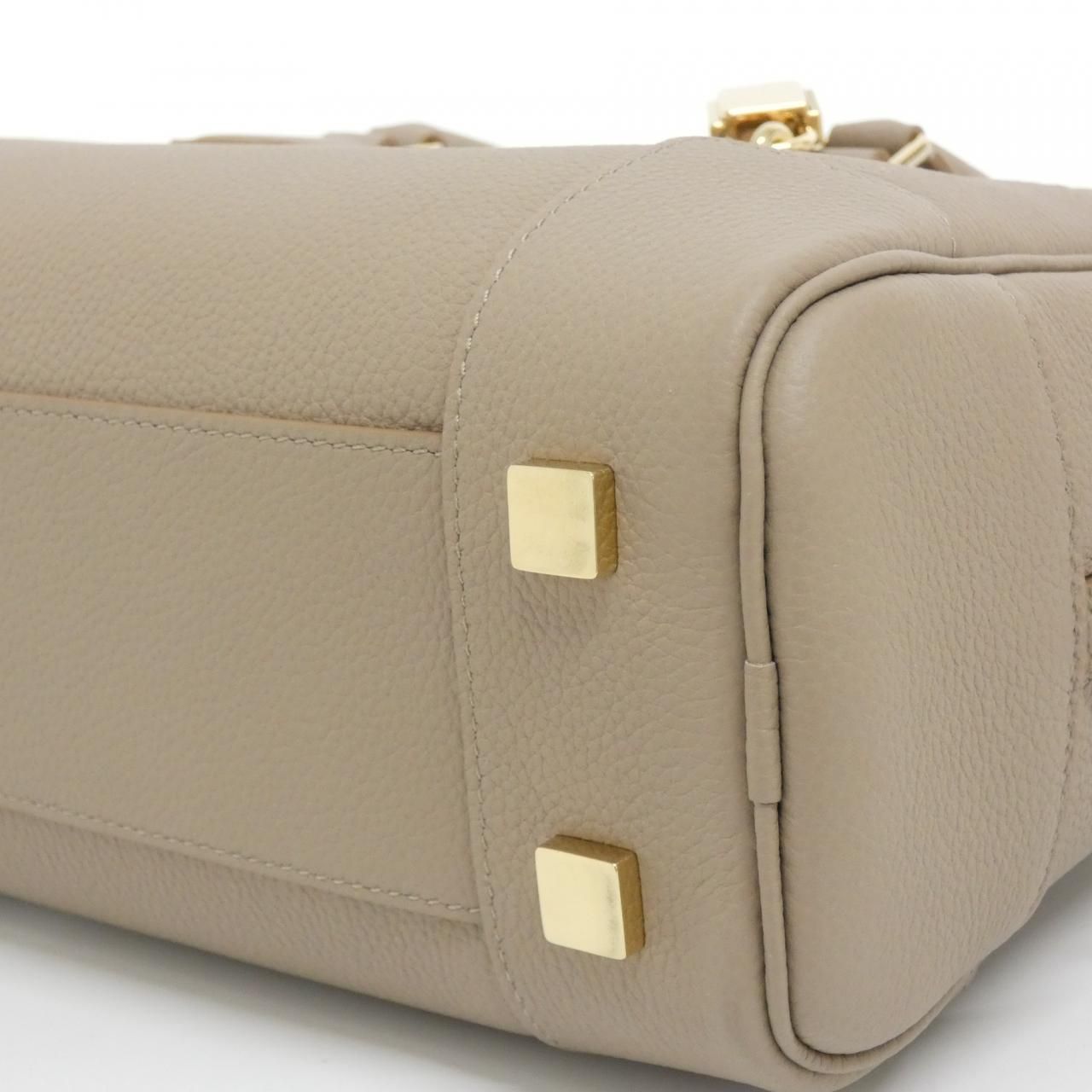 Loewe Amazona 23 — view 3
