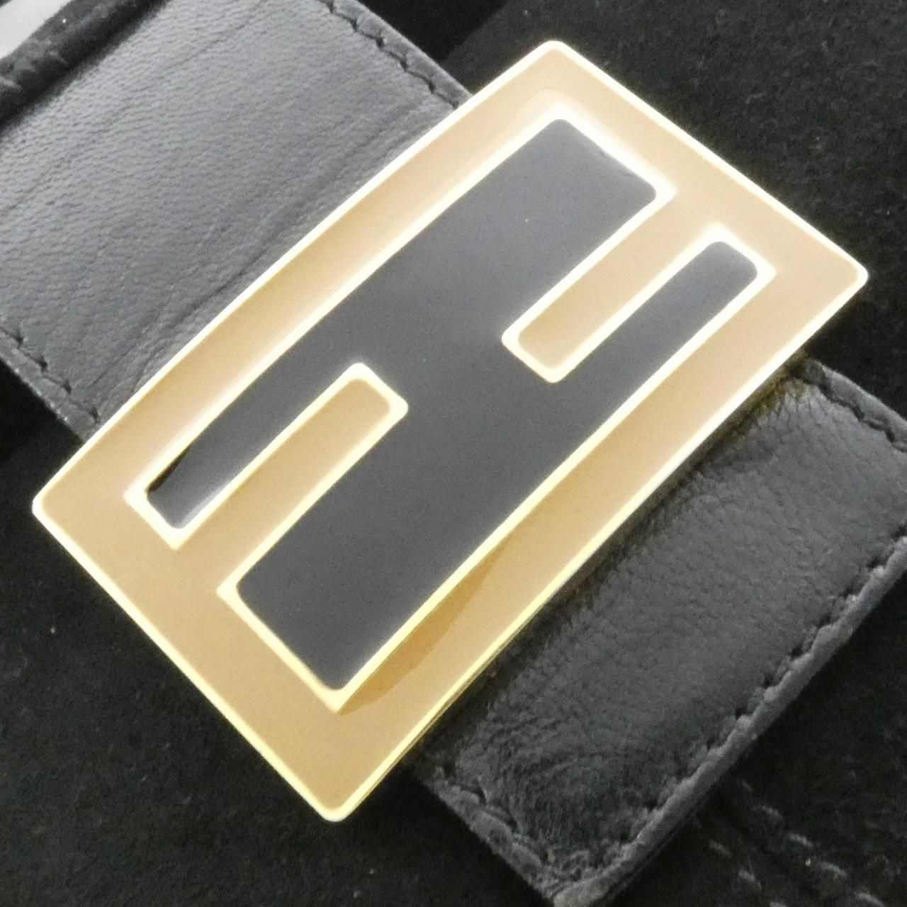 Fendi Shoulder Bag Black — view 4